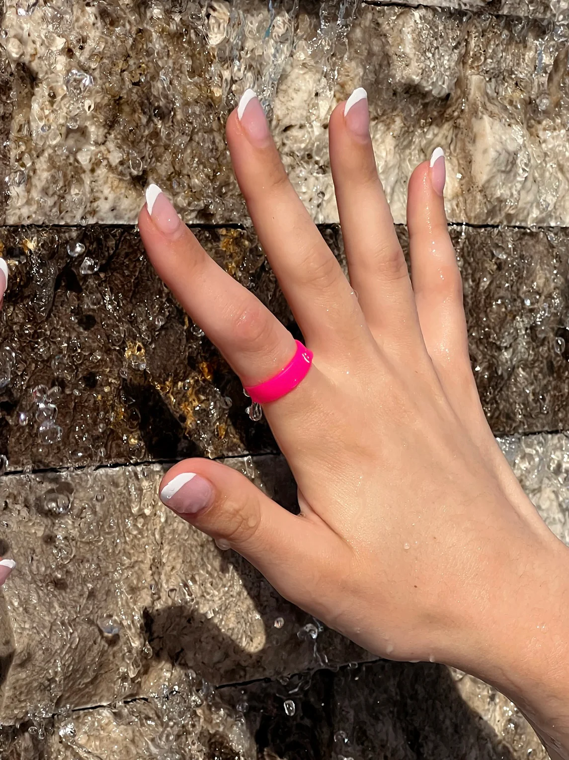 Flip Reversible smile / frown ring hot pink - Image 17
